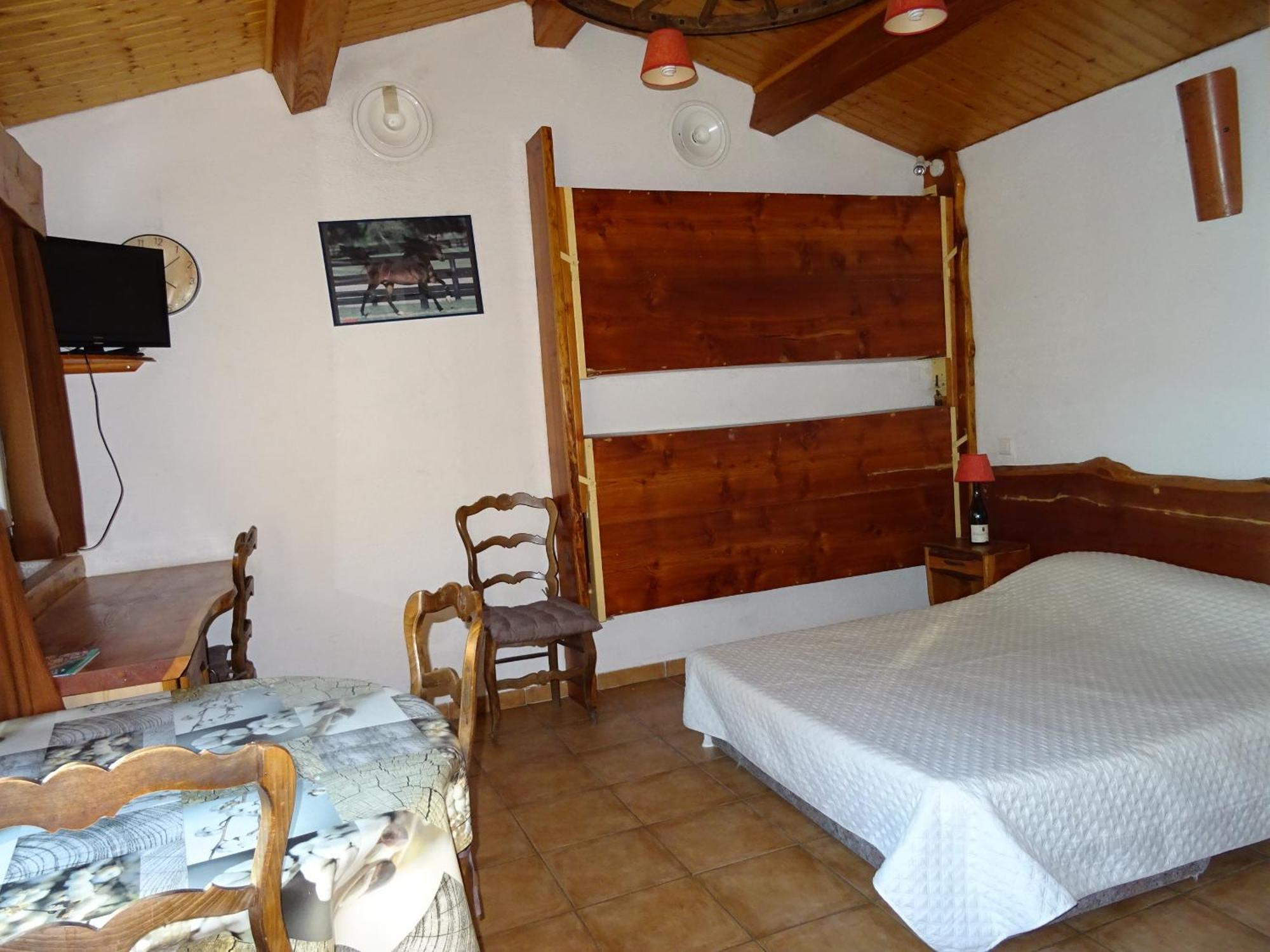 Location Villa Et Studios Roquebrune-Sur-Argens Buitenkant foto