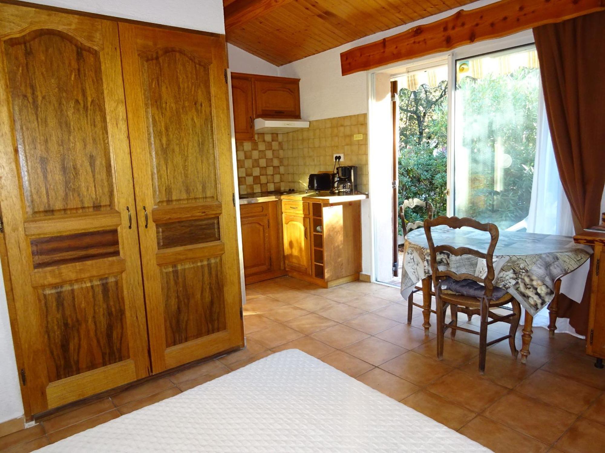 Location Villa Et Studios Roquebrune-Sur-Argens Buitenkant foto
